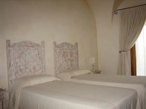 ****  Moma Hotel קניגיונה איטליה