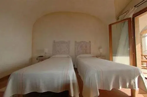 Moma Hotel Cannigione 4*,  Italy