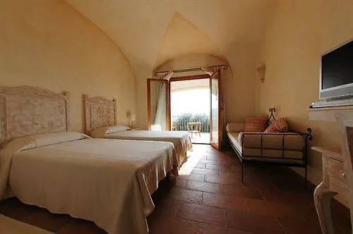 Moma Hotel Cannigione Italy