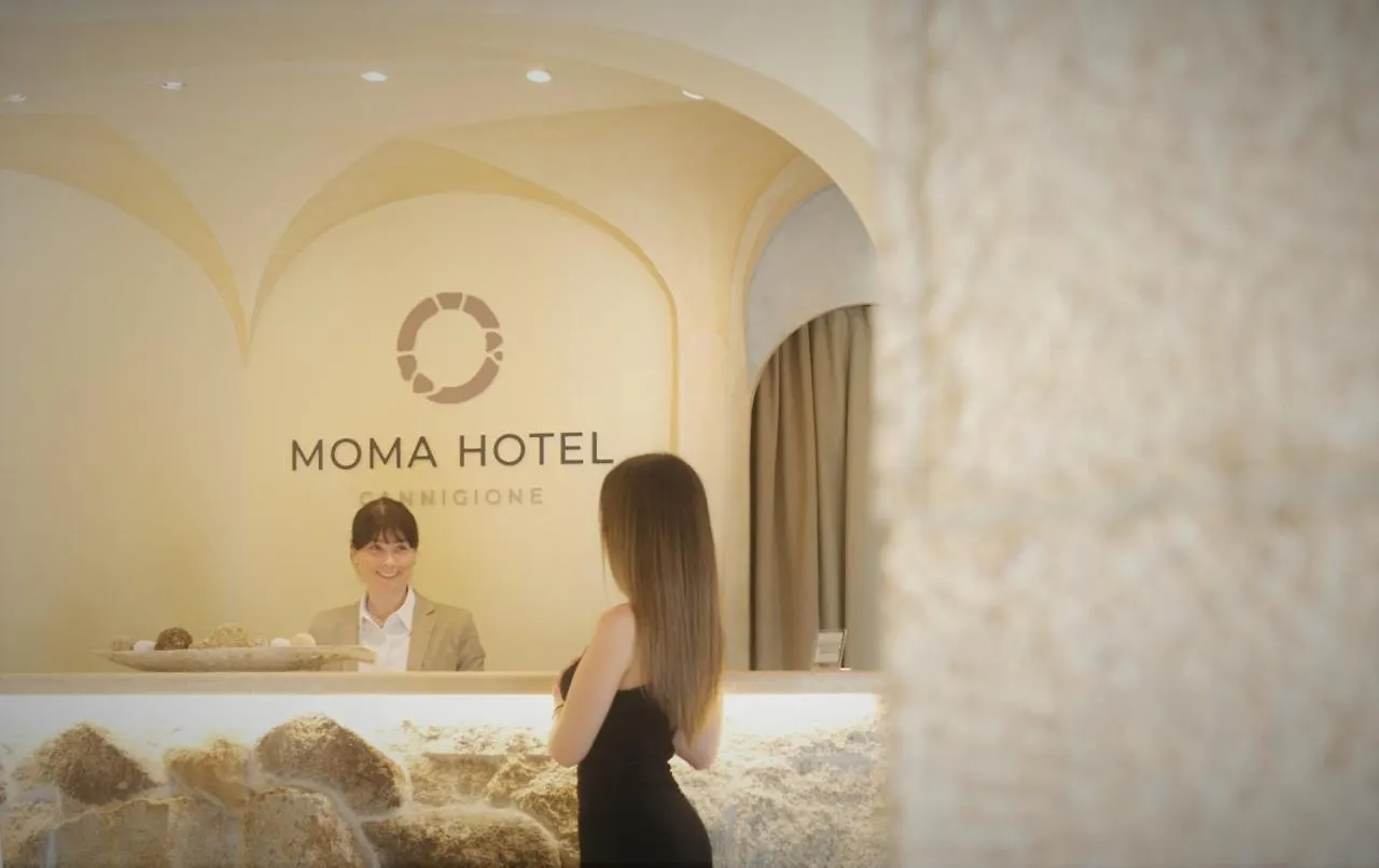 Moma Hotel Cannigione Itália